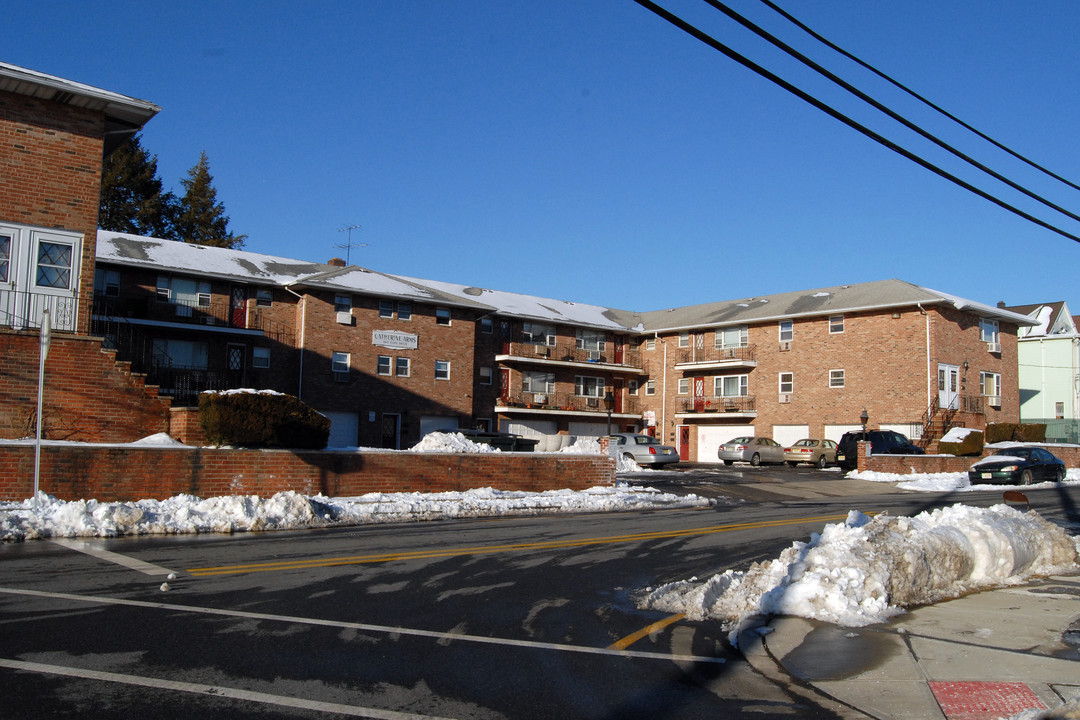 Catherine Arms in Garfield, NJ - Building Photo