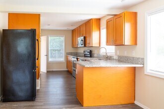 13107 SE Division St in Portland, OR - Building Photo - Building Photo