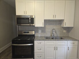 6555 S Green St, Unit 1 in Chicago, IL - Building Photo