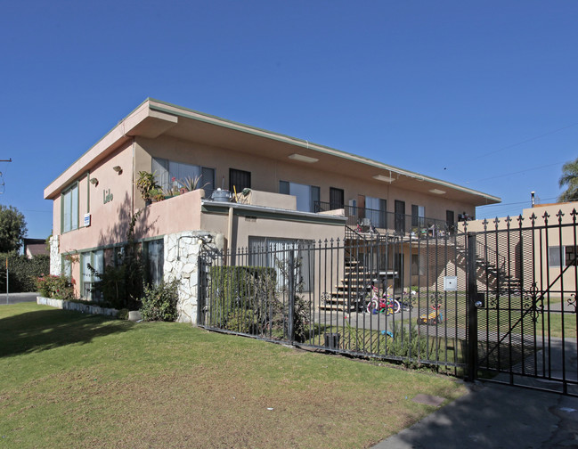 Sumac Lane Apartments in Anaheim, CA - Building Photo - Building Photo