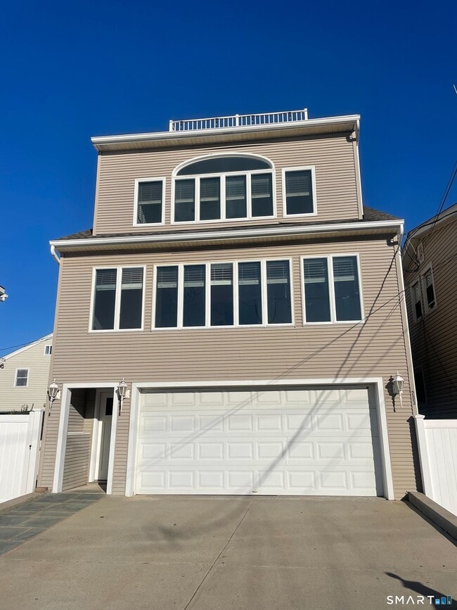 property at 283 Cosey Beach Ave