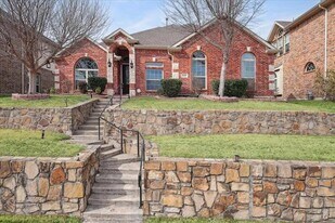 1121 Shearwater Ln in Garland, TX - Building Photo