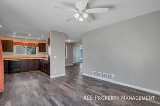 1227 Clover Ridge Dr in Rapid City, SD - Building Photo - Building Photo