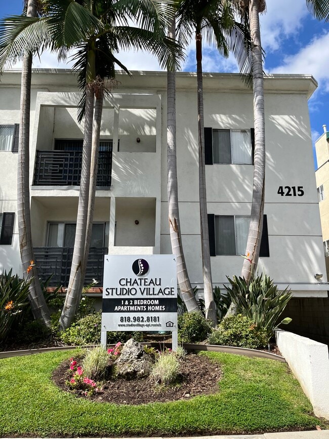 Chateau Studio Village Apartments