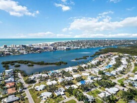 5912 Driftwood Ave in Sarasota, FL - Building Photo