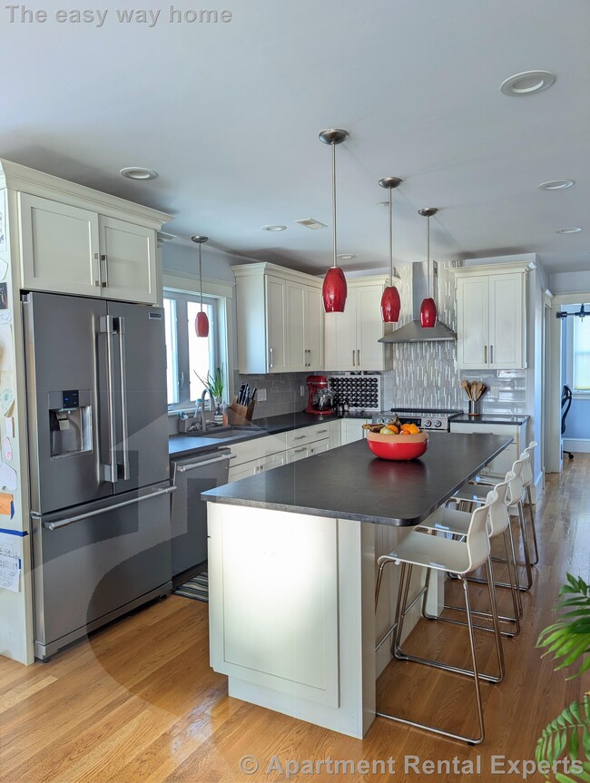 29 Cameron Ave in Cambridge, MA - Building Photo - Building Photo