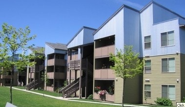 Wyndhaven in Hillsboro, OR - Foto de edificio - Building Photo