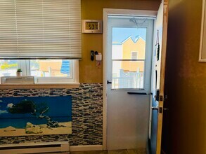 9609 Ventnor Ave, Unit B4 in Margate City, NJ - Building Photo - Building Photo