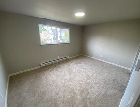 14330 Stone Ave N in Seattle, WA - Building Photo - Building Photo