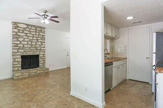 7508 St Amant Pl in Austin, TX - Building Photo - Building Photo