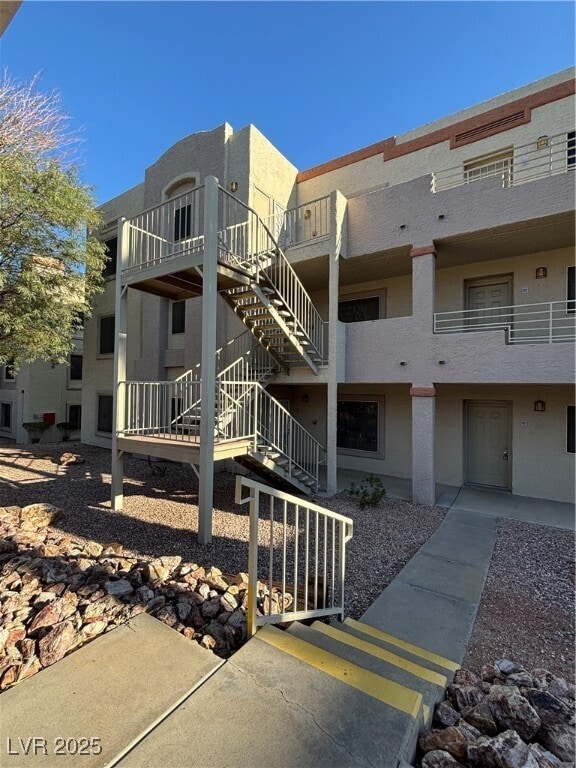 property at 2068 Mesquite Ln