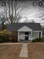 121 Forest Hill St in Clarksville, VA - Building Photo