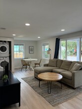 637 E 35th St in Savannah, GA - Building Photo - Building Photo