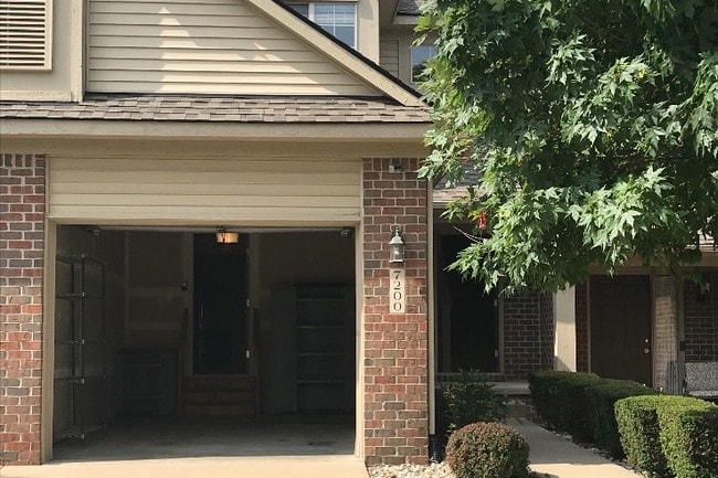 7200 Lavender Ln, Unit 7200 in Waterford Township, MI - Building Photo - Building Photo