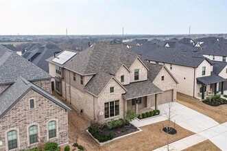 691 Meandering Ln in Frisco, TX - Building Photo - Building Photo
