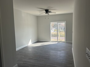 711 Tallman Cir, Unit 1 in Midway Park, NC - Building Photo - Building Photo