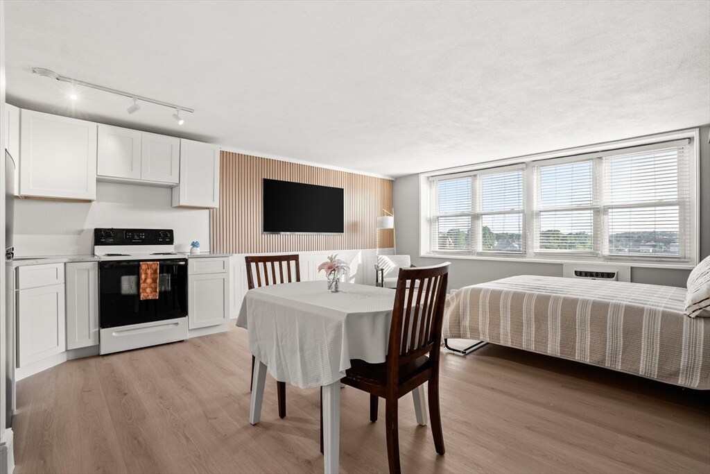 340 Main St in Melrose, MA - Building Photo