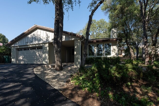 2809 Wentworth Rd in Cameron Park, CA - Building Photo - Building Photo