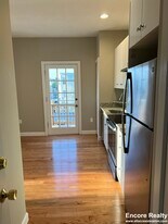 1084 Dorchester Ave, Unit 1 in Boston, MA - Building Photo