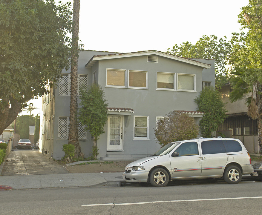 1407 N Bronson Ave in Los Angeles, CA - Building Photo