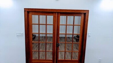 13 Flamenco Cir in Laredo, TX - Foto de edificio - Building Photo