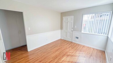 DL 30th in San Diego, CA - Building Photo - Interior Photo