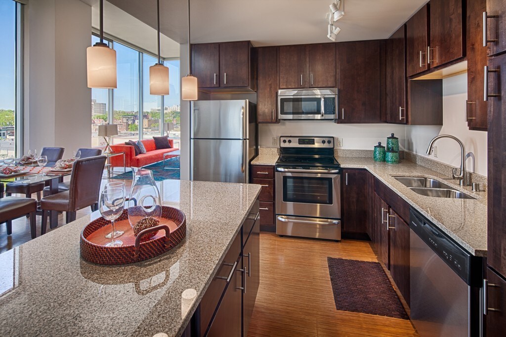 Domain Apartments in Madison, WI