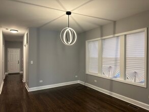 8125 S Marshfield Ave in Chicago, IL - Building Photo - Building Photo