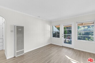 1042 Sonora Ave in Glendale, CA - Building Photo - Building Photo