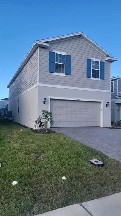 16223 Trinidad Wy in Clermont, FL - Building Photo