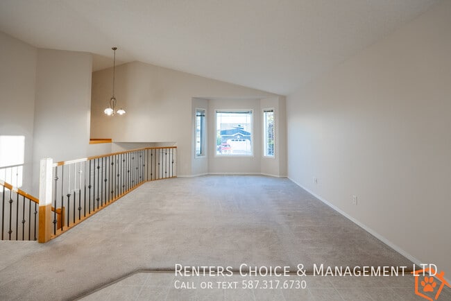 115 Riverbrook Close W in Lethbridge, AB - Building Photo - Building Photo
