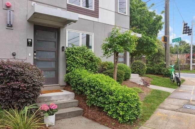 property at 1672 DeKalb Ave NE