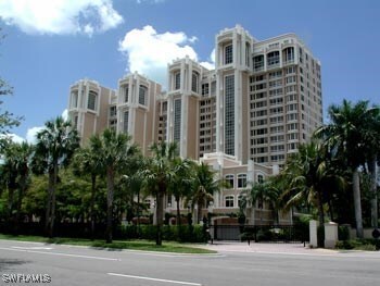property at 7117 Pelican Bay Blvd