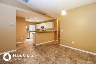 3016 SW 6th Ave in Cape Coral, FL - Building Photo - Building Photo
