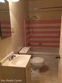 5468 Carlson Dr photo'