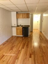 854 Beacon St, Unit A in Boston, MA - Building Photo