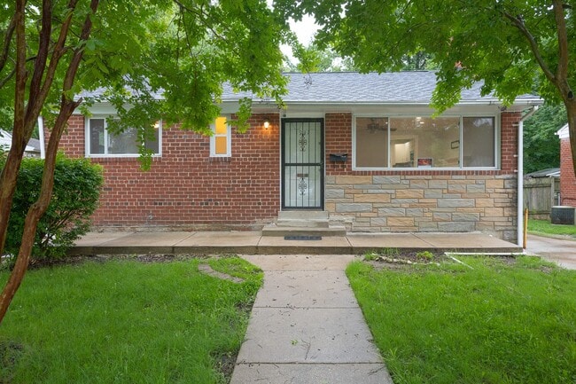 property at 1937 Lebanon St