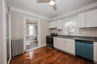 107 Arlington St in Manchester, NH - Building Photo - Building Photo