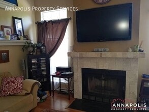 969 Windwhisper Ln in Annapolis, MD - Building Photo - Building Photo
