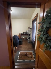 5855 W Leland Ave in Chicago, IL - Foto de edificio - Building Photo