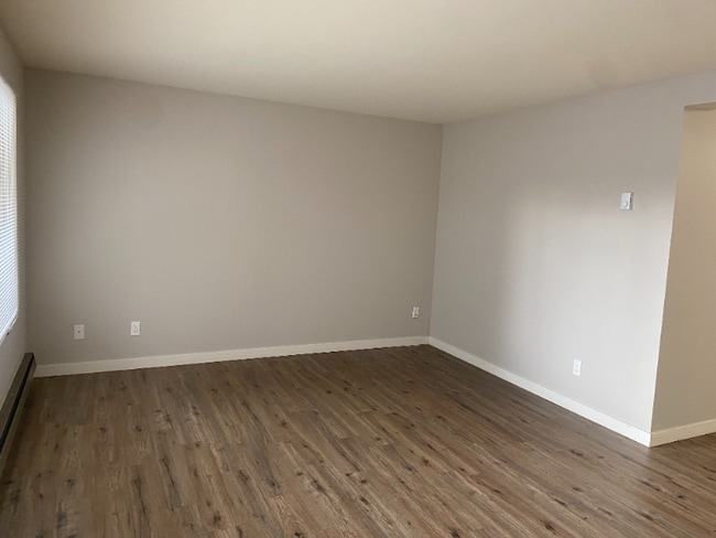 14409 8th Ave SW in Burien, WA - Building Photo - Building Photo