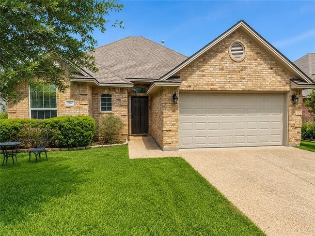 property at 2301 Norham Dr