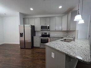 369 Carriage House Ln in Hendersonville, TN - Building Photo - Building Photo