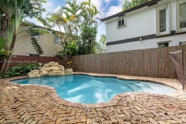 3060 Matilda St in Miami, FL - Building Photo - Building Photo
