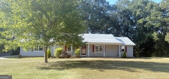 290 Timber Ridge Trail in Carrollton, GA - Building Photo