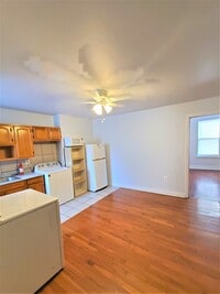 1525 Cecil B Moore Ave photo'