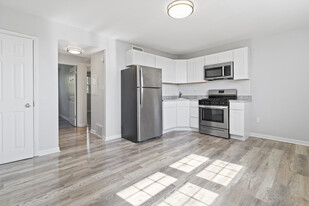 Algon Gardens Apartments