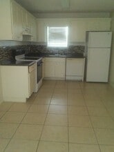 Cumberland Court in Valdosta, GA - Building Photo - Interior Photo