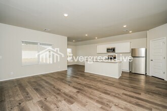 10187 E Biswell Ln in Verdigris, OK - Building Photo - Building Photo