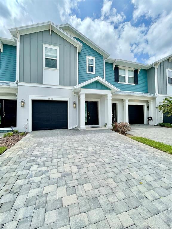 2820 Grand Kemerton Pl in Tampa, FL - Building Photo - Building Photo